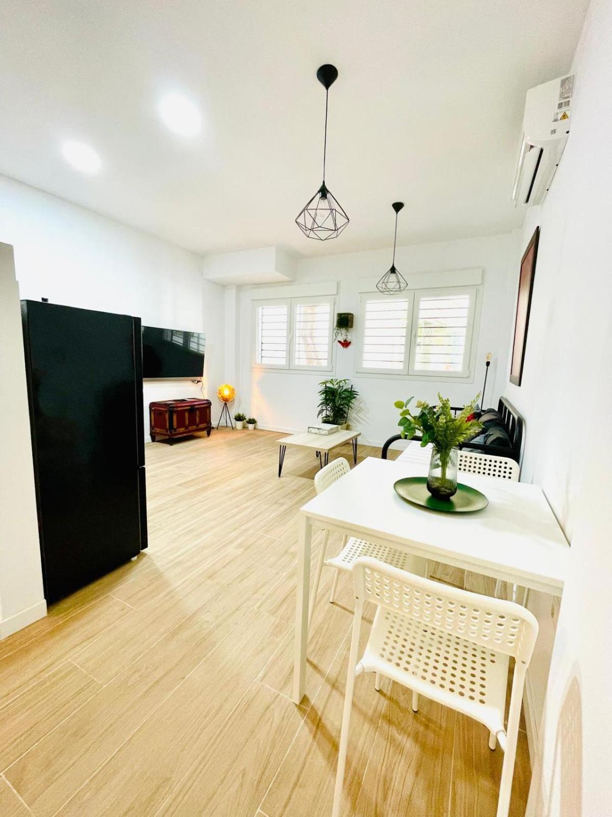 Completo Y Bello Apartamento En Málaga Dış mekan fotoğraf