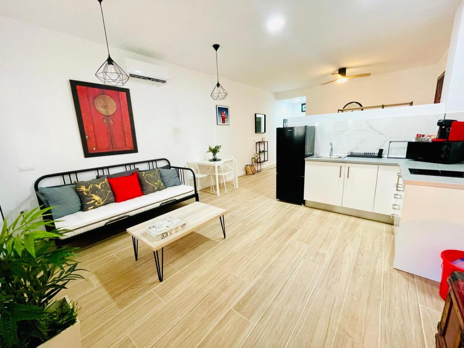 Completo Y Bello Apartamento En Málaga Dış mekan fotoğraf
